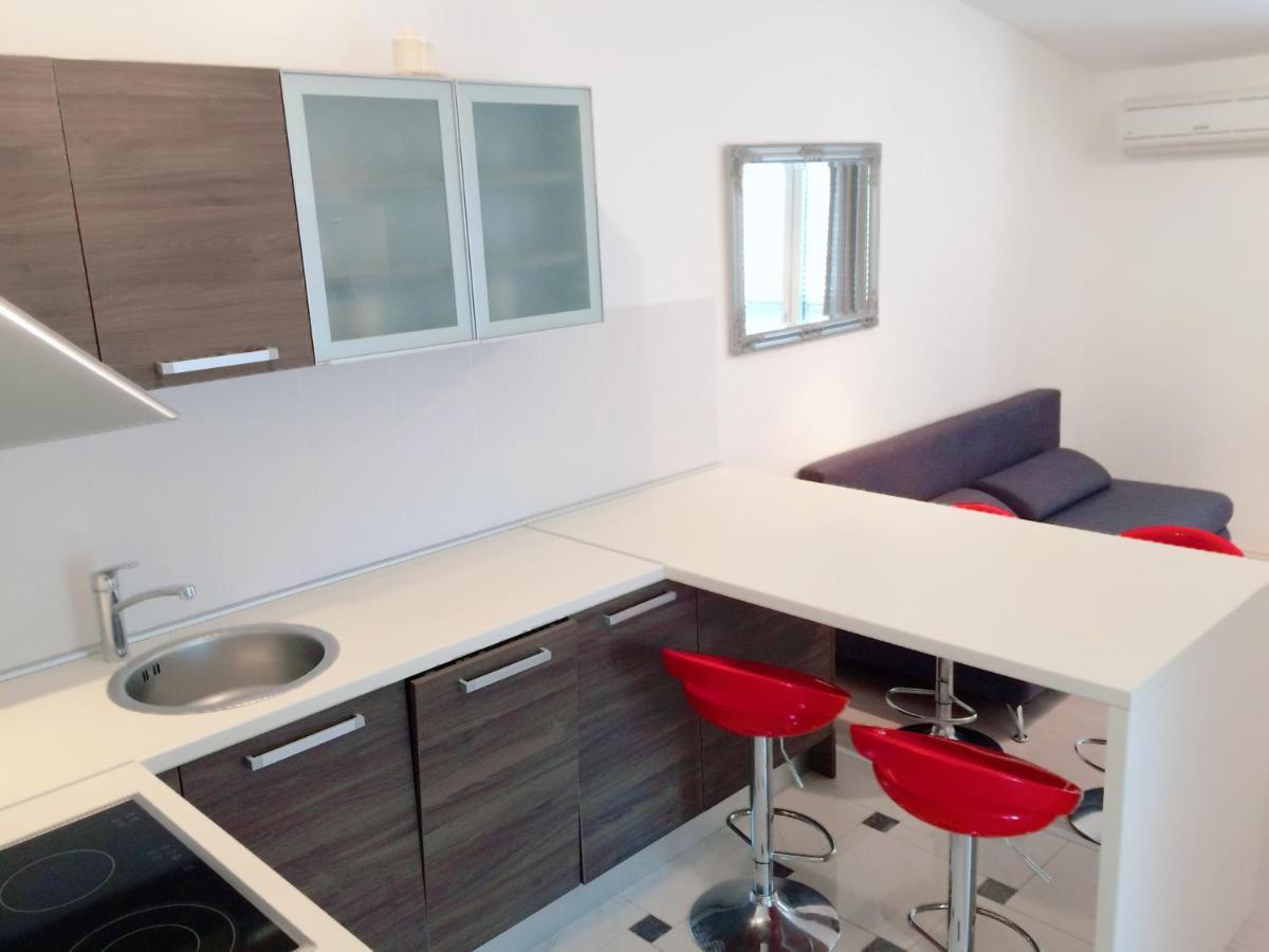 Apartment Cesarica Extérieur photo